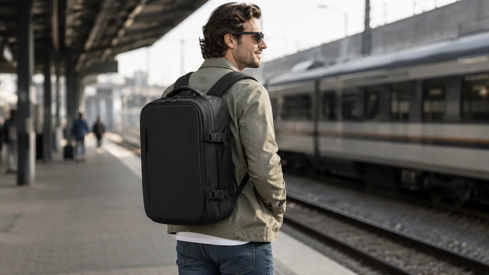 Sac cabine escale 35L en gare , bagage à main compression sous vide courts séjours — Olyneia